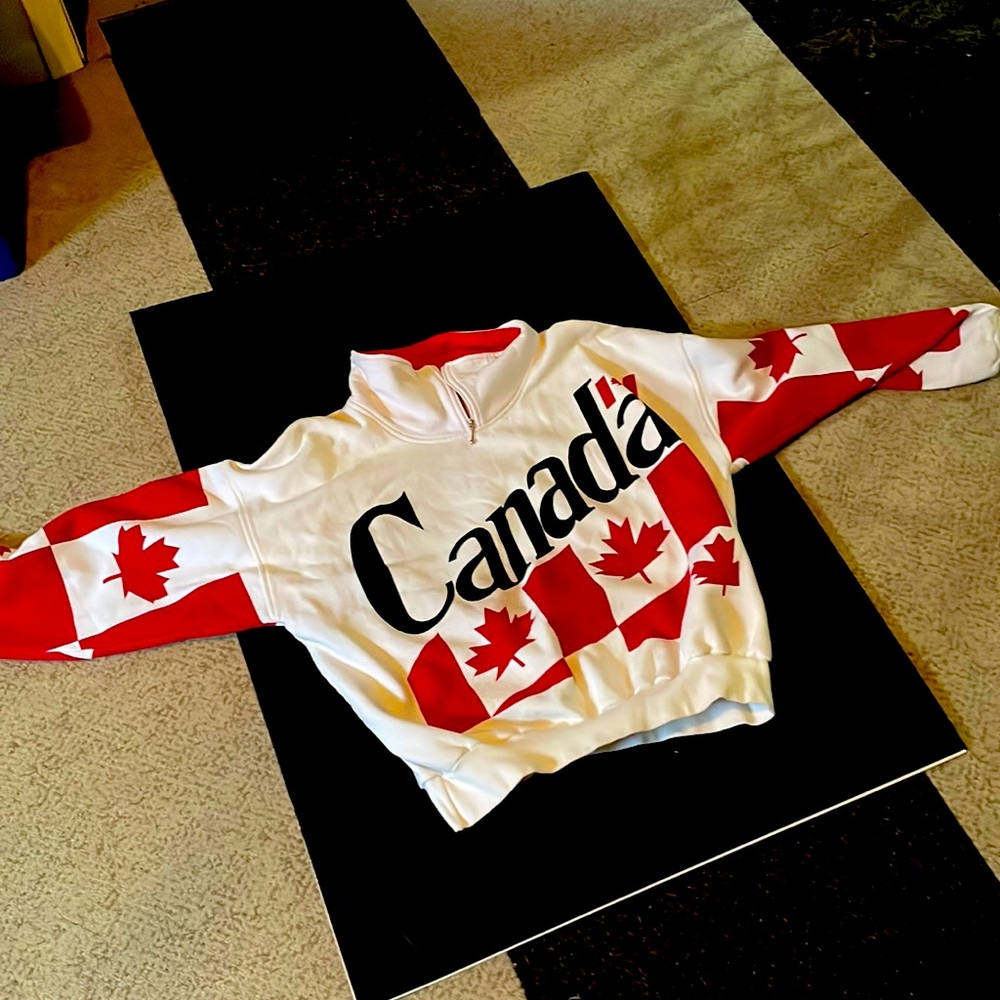 Vintage Canada sweatshirt size L